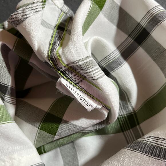 Marmot Shirt Mens‎ Large White Gray Green Plaid Button Up Short Sleeve Outdoor - Picture 8 of 10